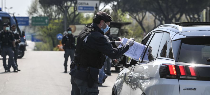 Covid-19, on line il modello di autodichiarazione per gli spostamenti dal 6 novembre 2020